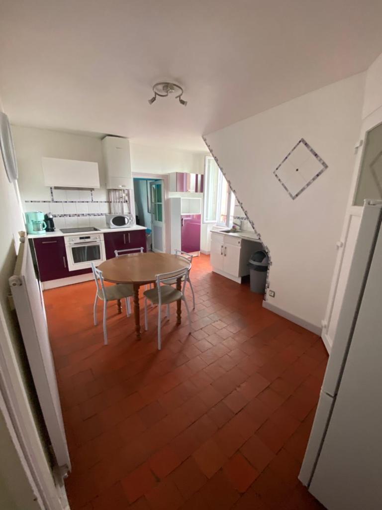 Appart 6/7 pers dans grande maison et cour privative photo 1