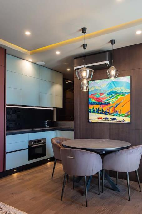 Luxury apartment in the superb location photo 2