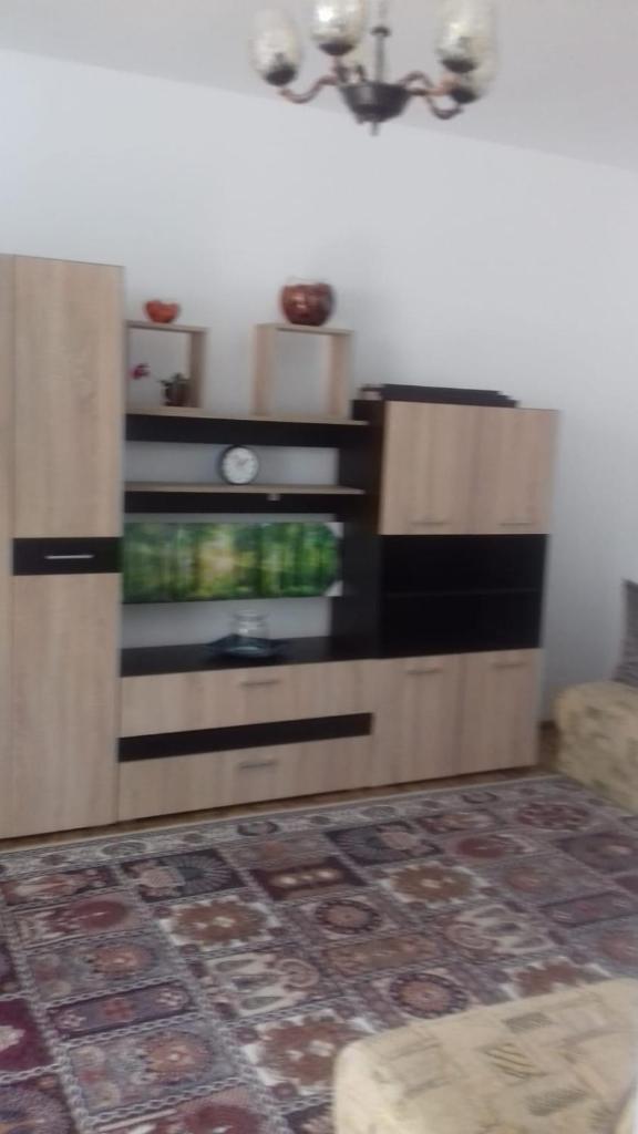 Apartament 2 camere Blaj Str Avram Iancu Bl 9 photo 3