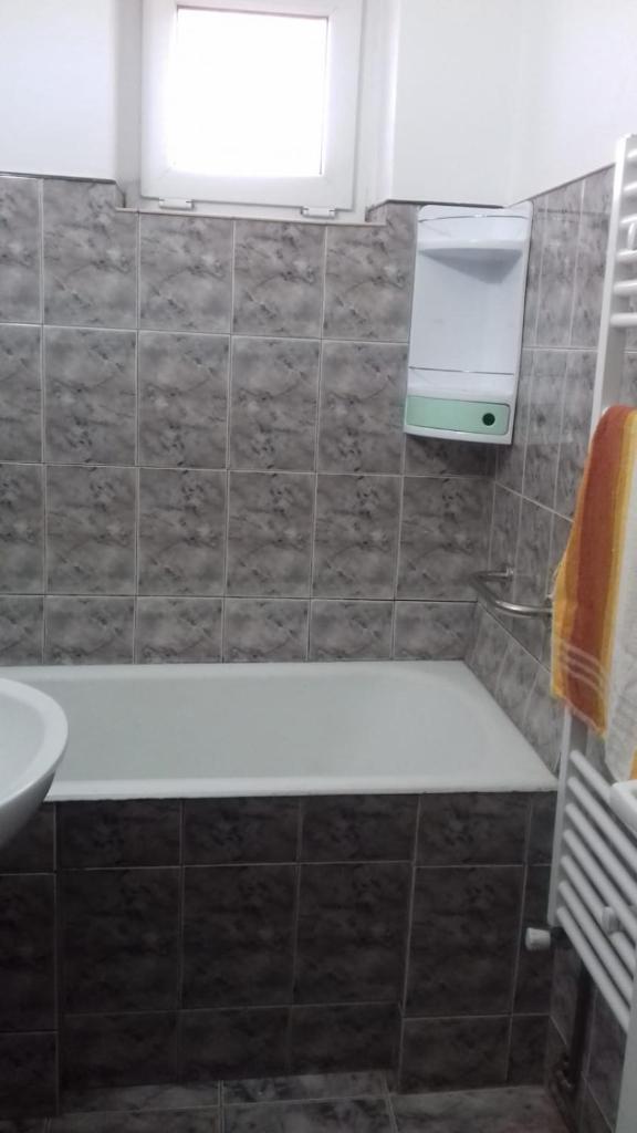 Apartament 2 camere Blaj Str Avram Iancu Bl 9 photo 4