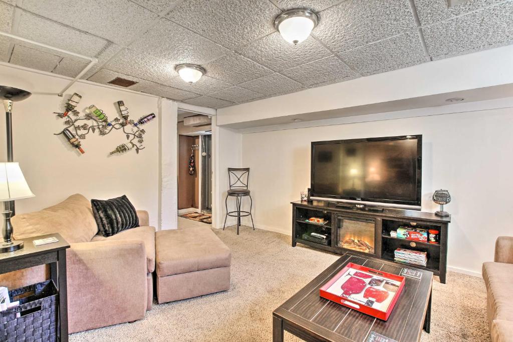 Cozy Agawam Studio with Yard 2 Miles to Six Flags! photo 2