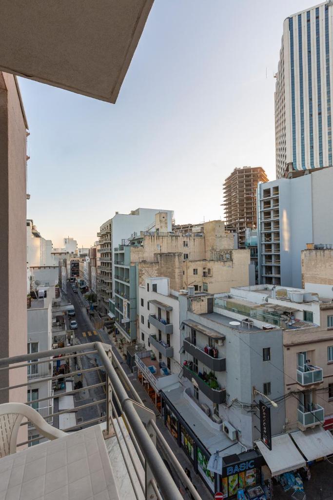 Lovely, Spacious High Floor APT in central PV & AC by 360 Estates photo 2