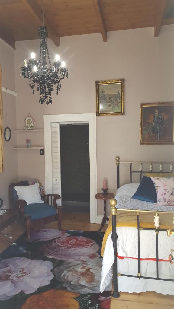 Montagu Manor photo 3