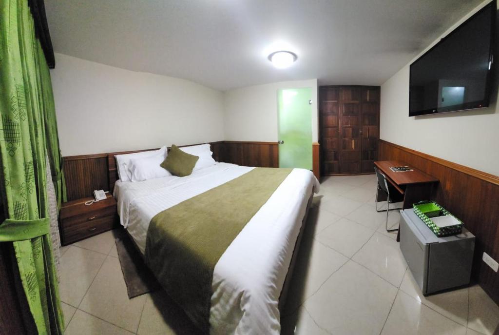 Apartahotel Vincent Suites photo 3
