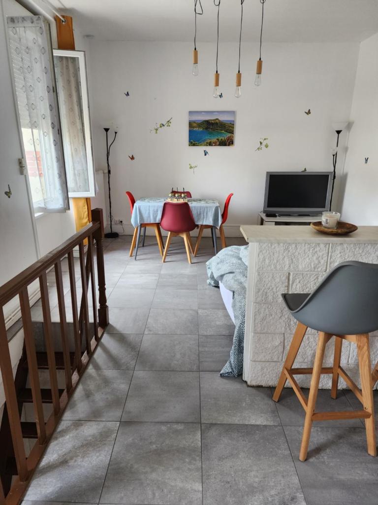 Appartement duplex F2 tout confort proche centre ville avec parking gratuit photo 4