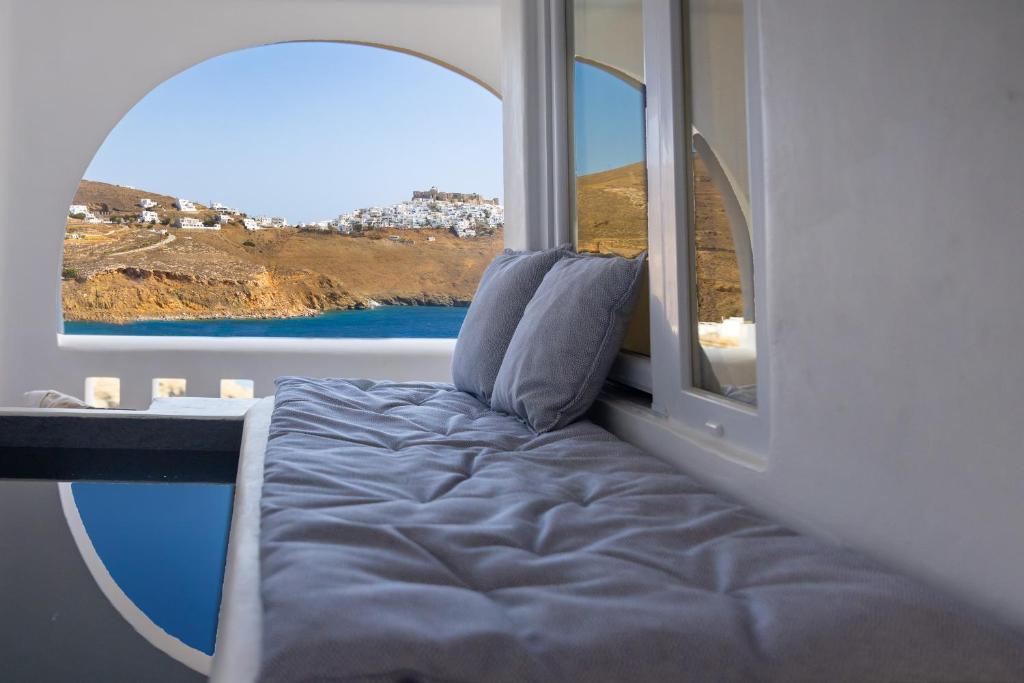 Infinity Blue Suites & Spa photo 4