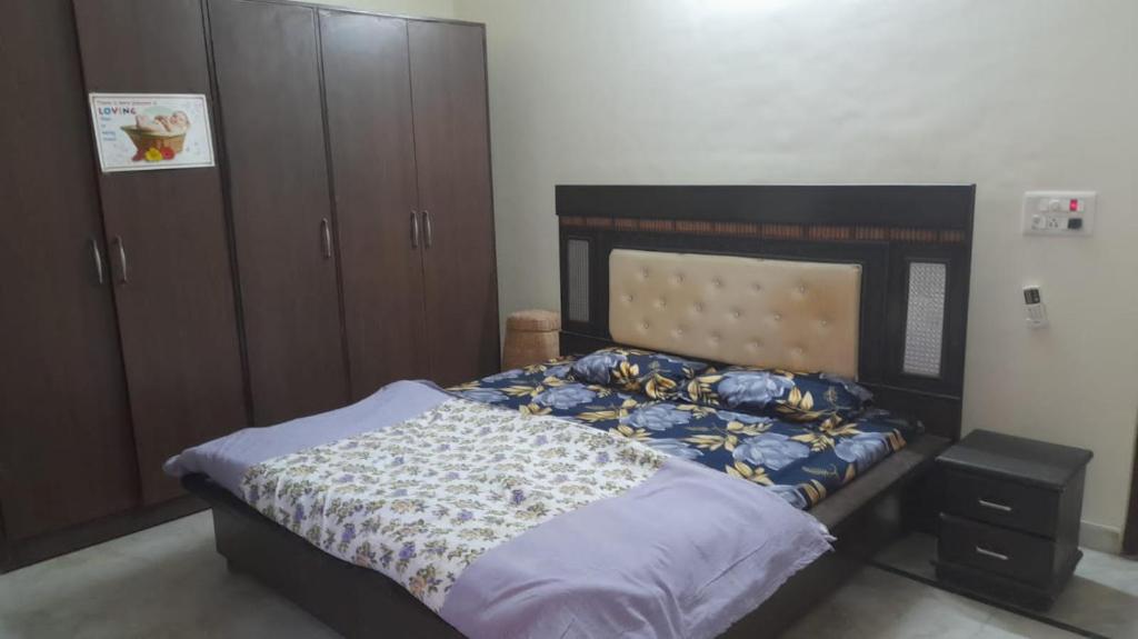 Angad home private Room with Ac wifi photo 2