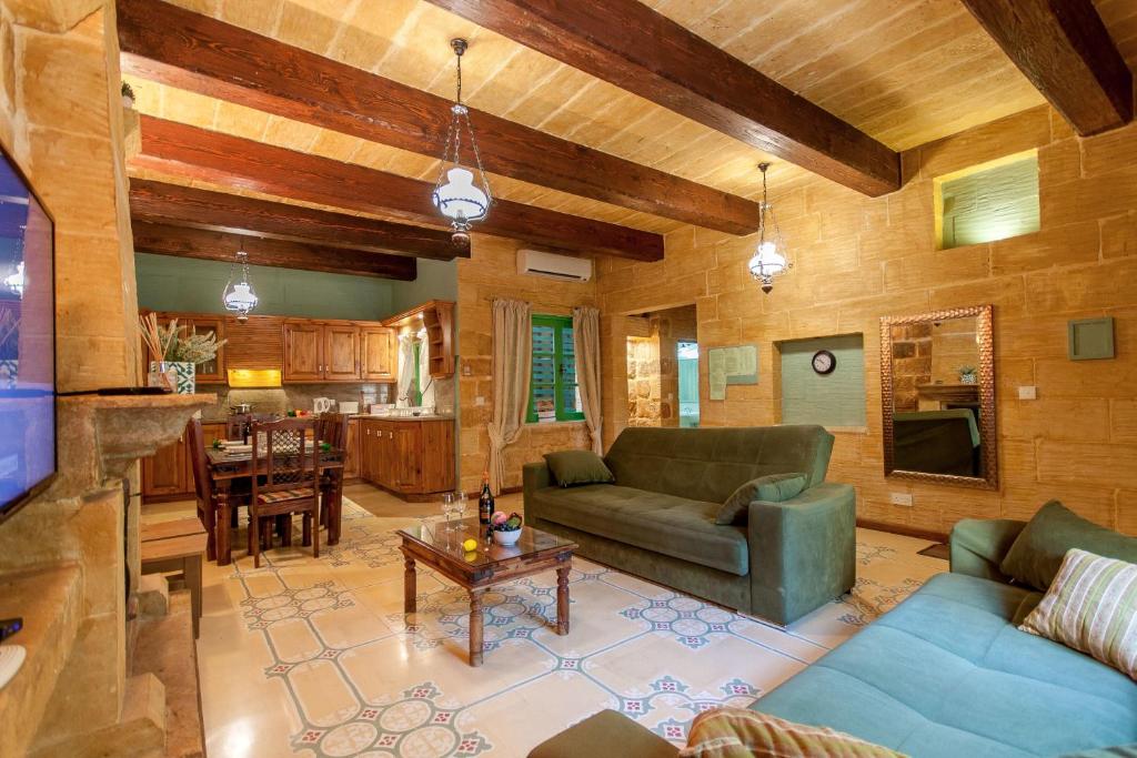 Gozitan Farmhouse with Pool - PP 3 photo 1