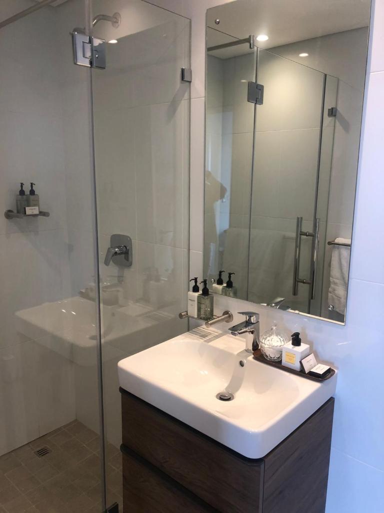 Suite Monte Carlo Ocean View Apartment in Umhlanga - Tap to explore photos