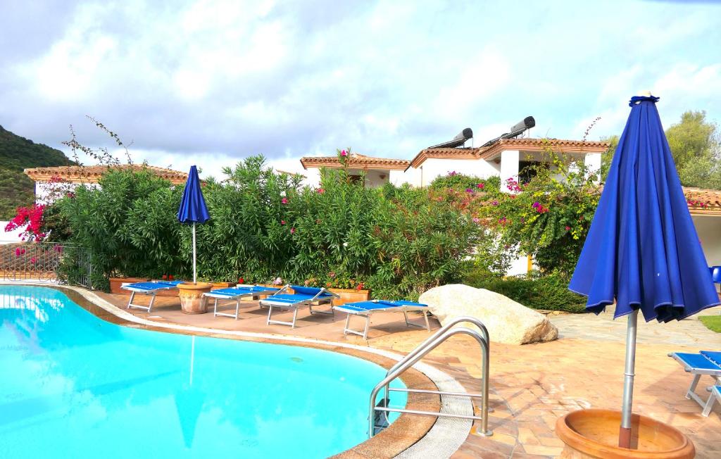 Residence con piscina a Tanaunella a 1500 m dal mare photo 3