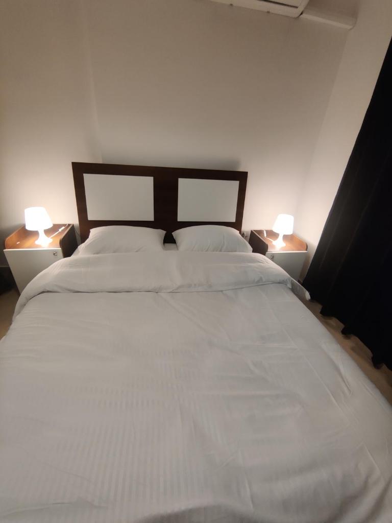 apartment 60m for rent abdullah ghosheh-st jordan photo 1