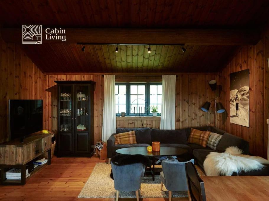 Grand cabin Nesfjellet lovely view Jacuzzi sauna photo 1