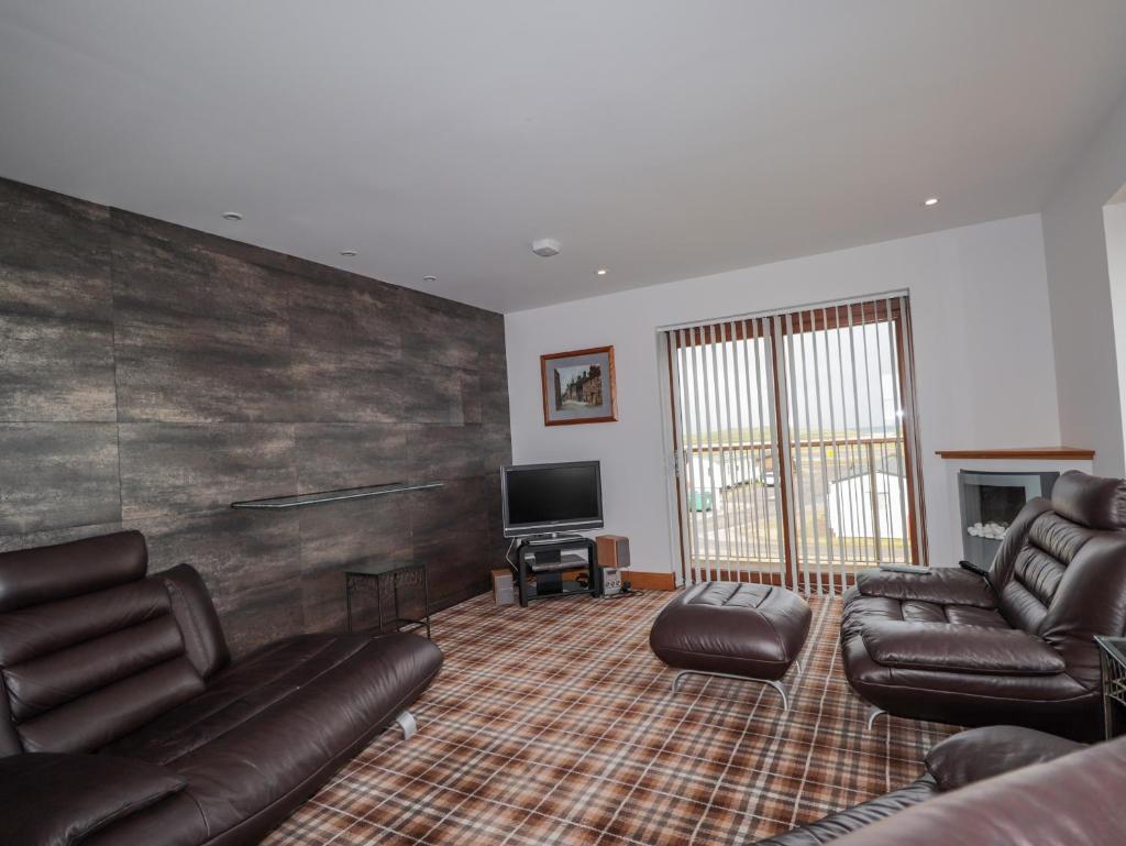 Lossiemouth Bay Cottage photo 3