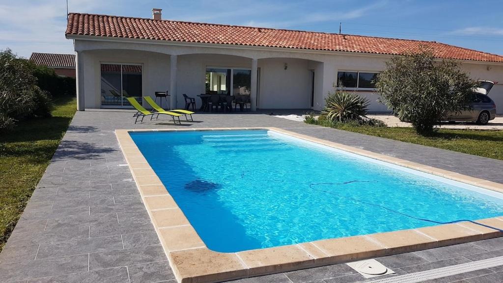 Villa Shanti avec Piscine au Calme Proche de Toulouse