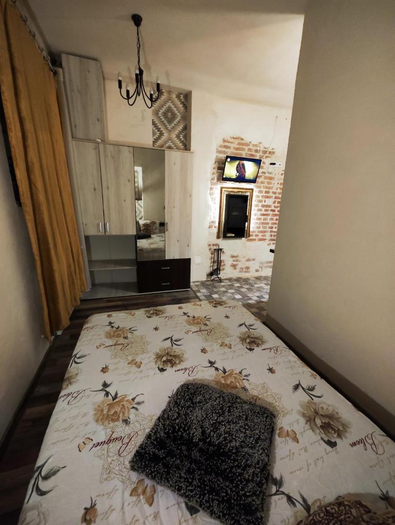Old City Romantic Studio photo 4