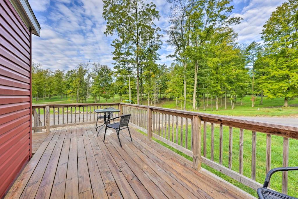 Cassopolis Cabin, Little Fish Lake On-Site! photo 1