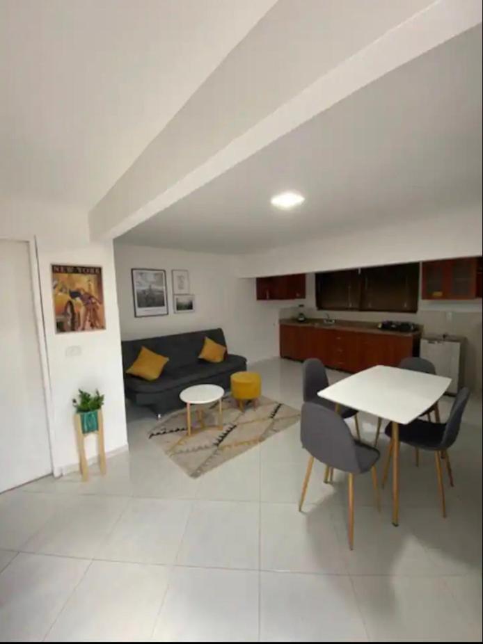 Hermoso apartaestudio a 8 minutos del Aeropuerto JMC