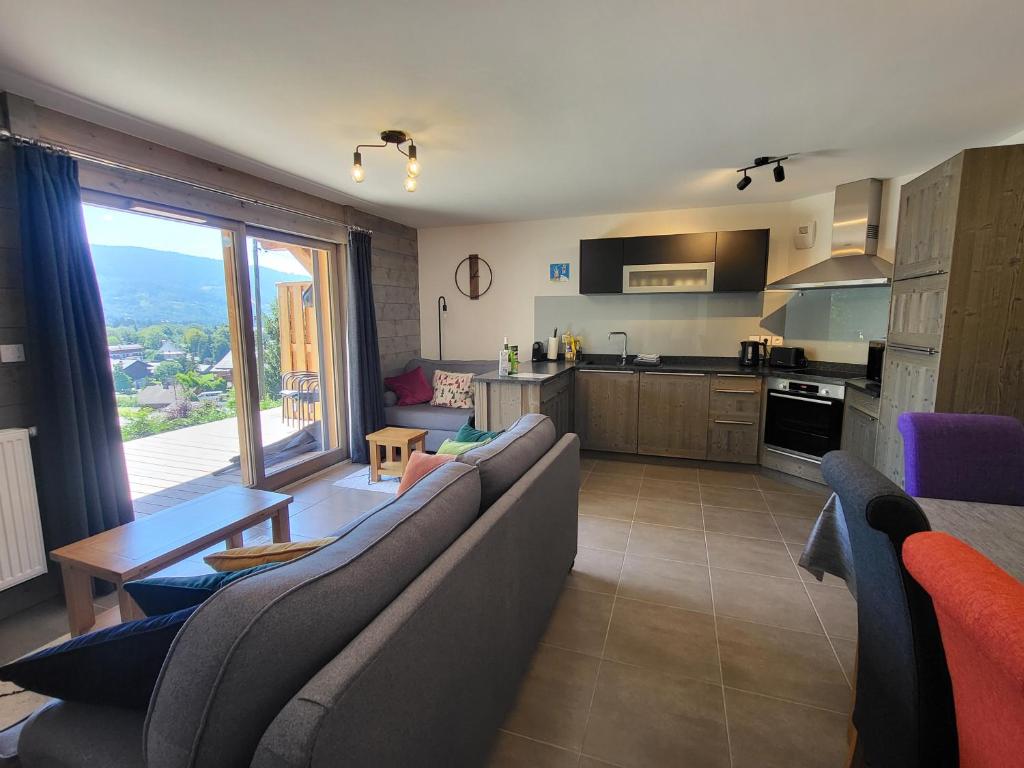 Plein Soleil Modern 3 bedroom apartment with stunning mountain views photo 1