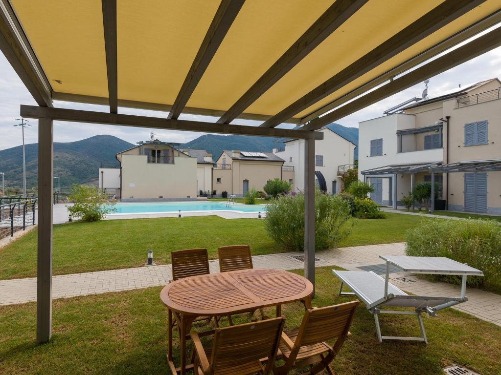 Perla Pellegrina with seaview pool and amazing garden photo 4