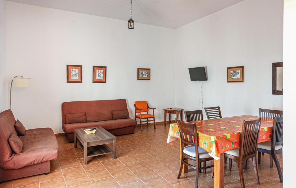 Amazing Apartment In Villa Del Rey With Wifi, 1 Bedrooms And Outdoor Swimming Pool photo 2
