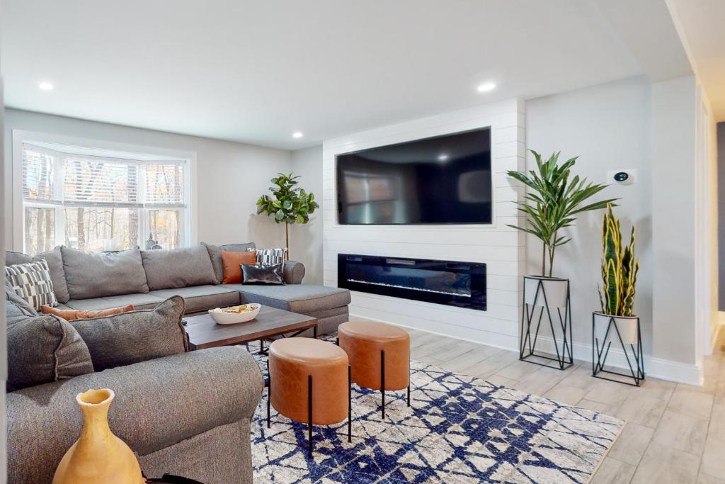 1038 Cricket Lane