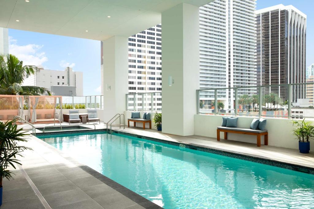 YotelPad Miami image