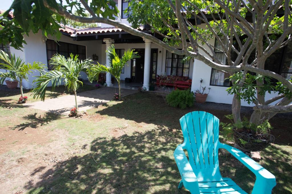 Two Acre Private Costa Rican Villa Volcano Views Gym Hot Tub photo 3