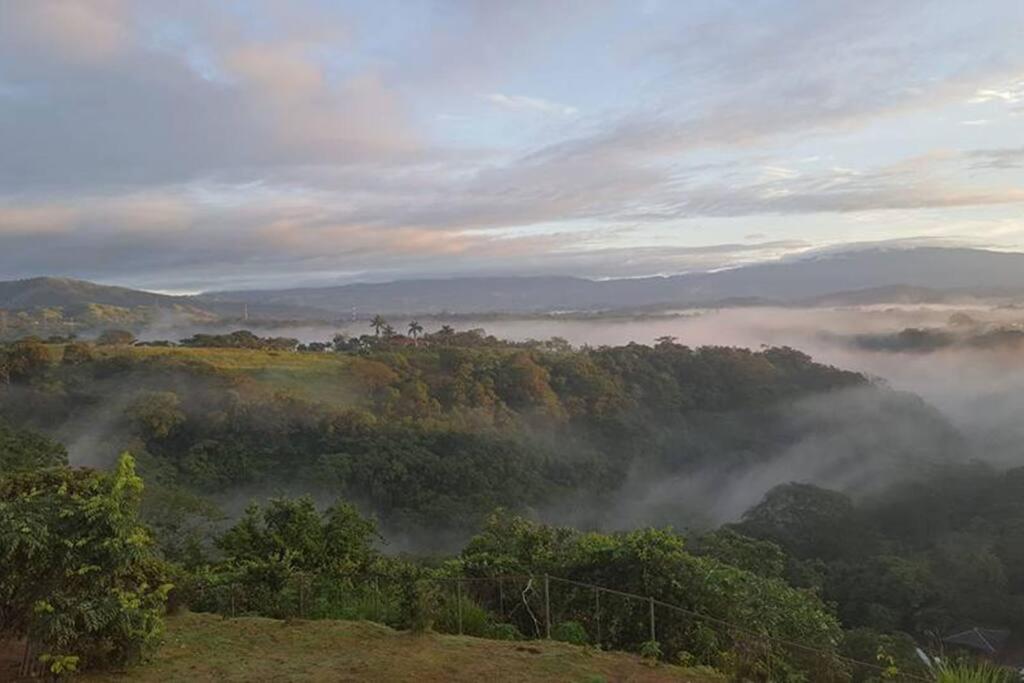 Two Acre Private Costa Rican Villa Volcano Views Gym Hot Tub photo 4