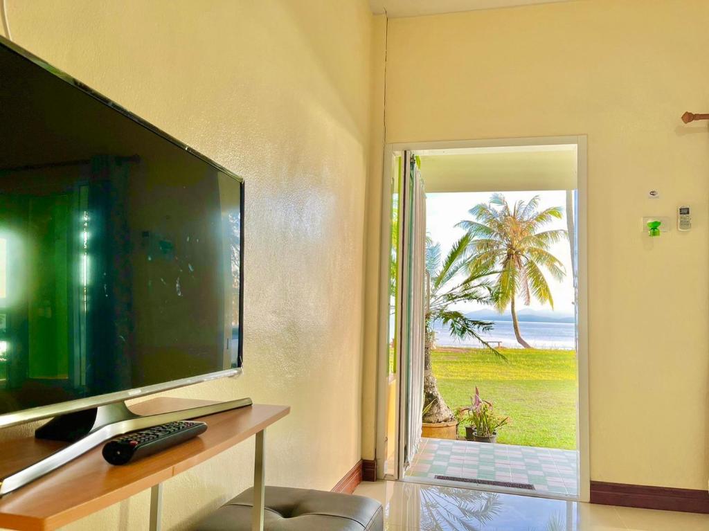 Ava Beach Pakbara photo 4