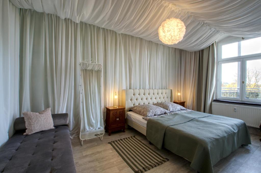 Ferienwohnung Herrenzimmer mit Kamin und Terrasse photo 1