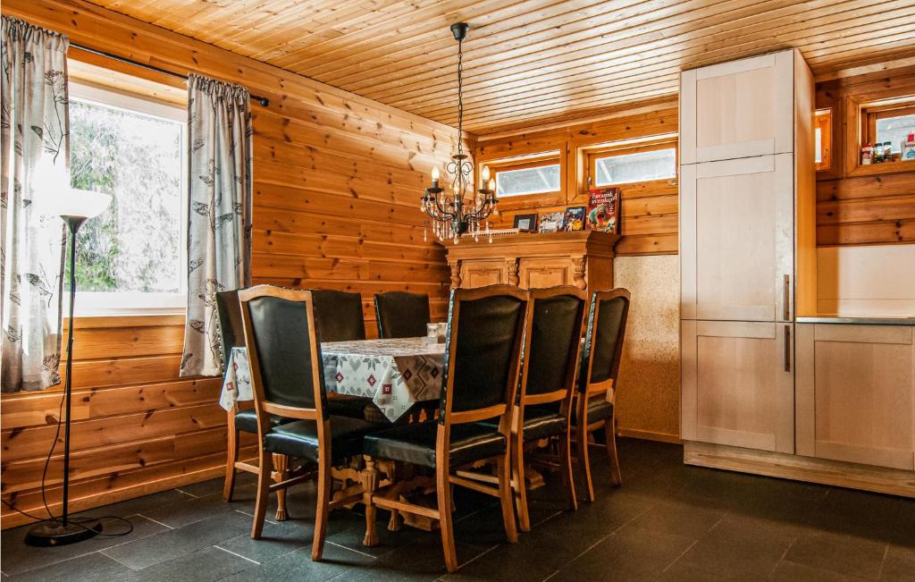 Stunning Apartment In Jordet With 4 Bedrooms photo 4