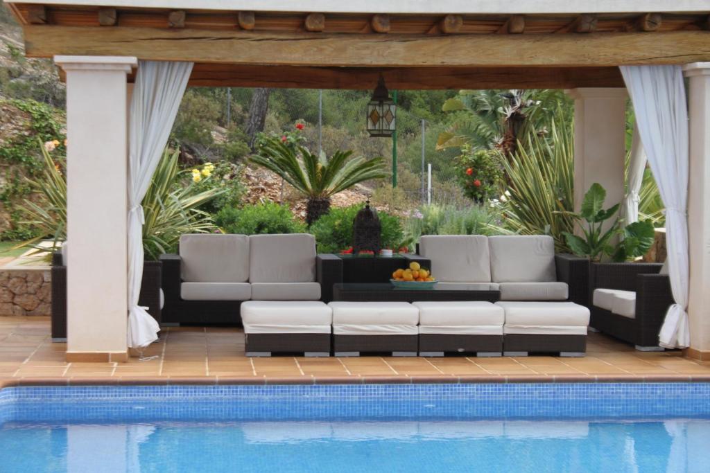 Attractive Ibiza Villa Can Tierra 6 Bedrooms Phenomenal Country and Mountain Views Santa Gertrudis photo 2