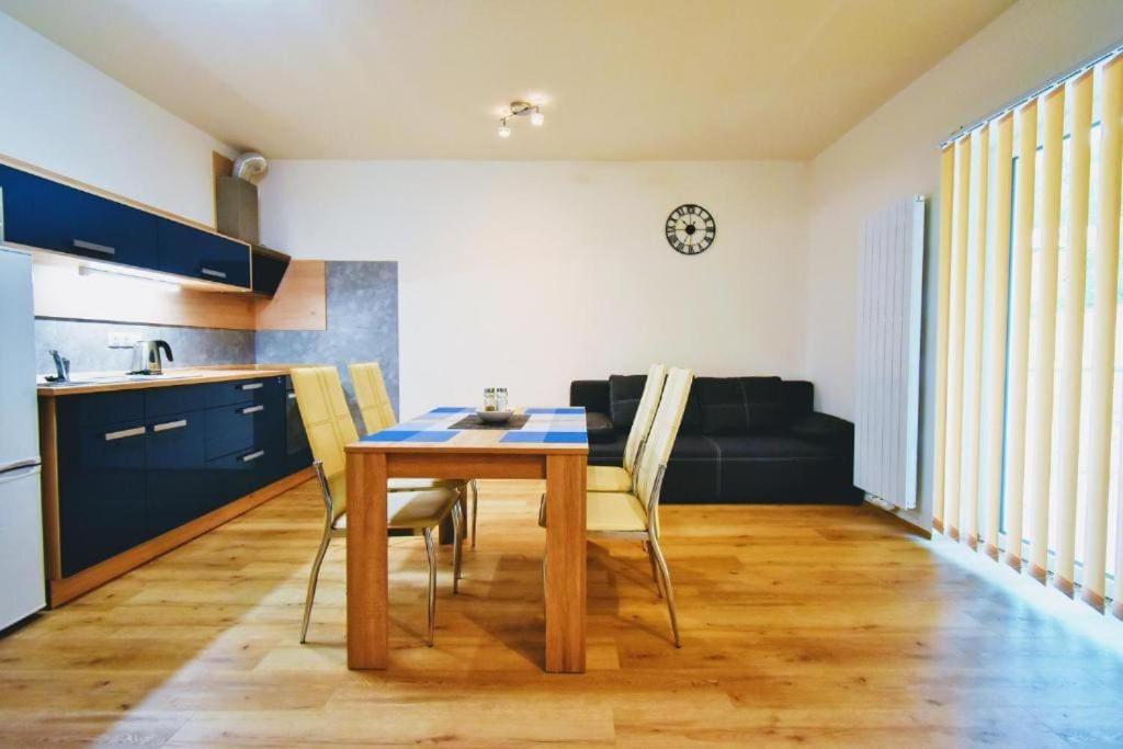 Moderní apartmán Horní Maršov - by Alka photo 2