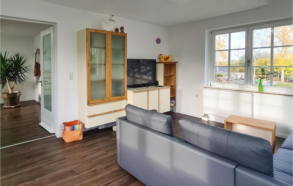 Awesome Home In Karlsburg-lhmannsdorf With 3 Bedrooms And Wifi photo 2