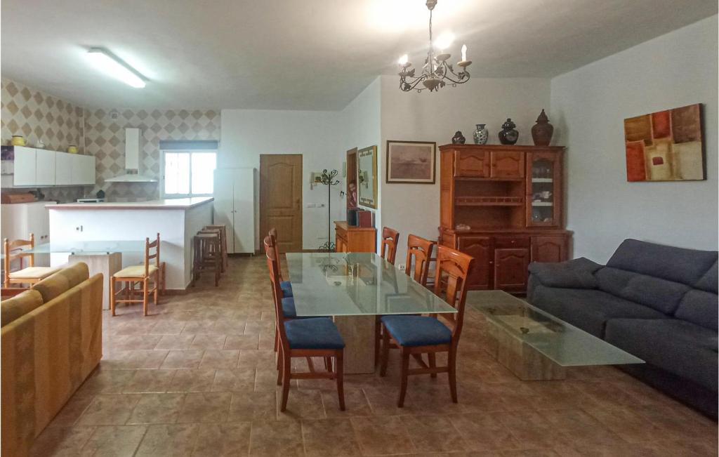 Nice Home In Manilva With Private Swimming Pool, 3 Bedrooms And Wifi photo 1