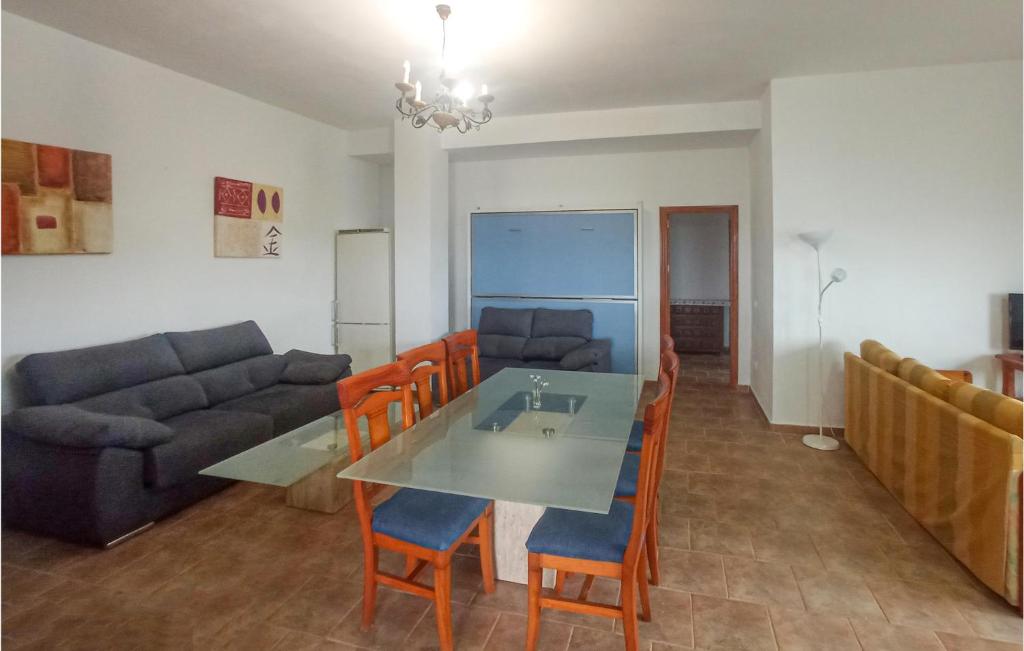 Nice Home In Manilva With Private Swimming Pool, 3 Bedrooms And Wifi photo 3