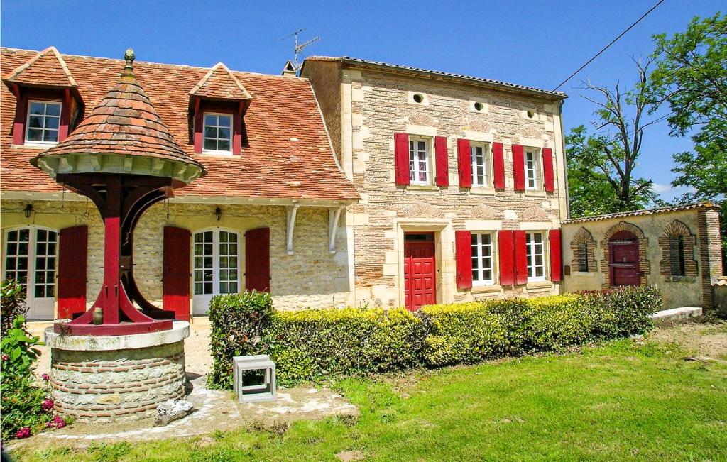 Amazing Home In Gardonne With 3 Bedrooms, Wifi And Outdoor Swimming Pool photo 1