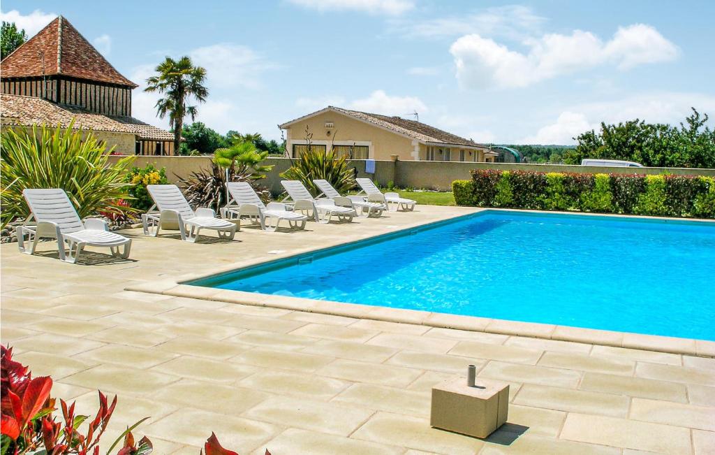 Amazing Home In Gardonne With 3 Bedrooms, Wifi And Outdoor Swimming Pool photo 4