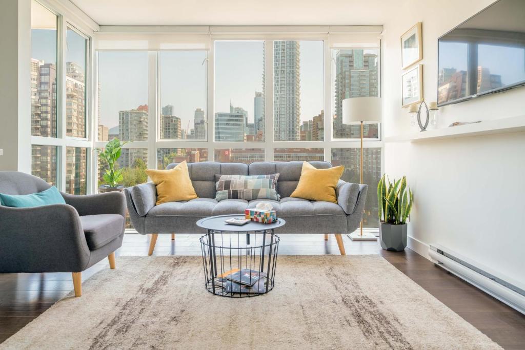 Sunset Beach Walk 2BD+2BA+1PRK Yaletown photo 1