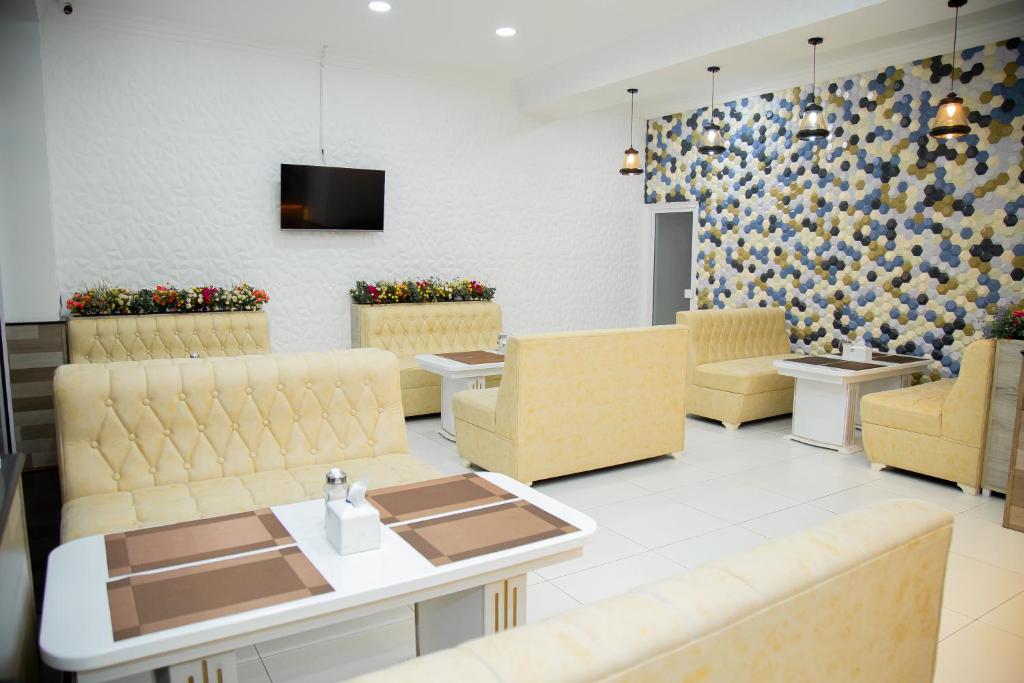 Lola Kokand Hotel photo 2