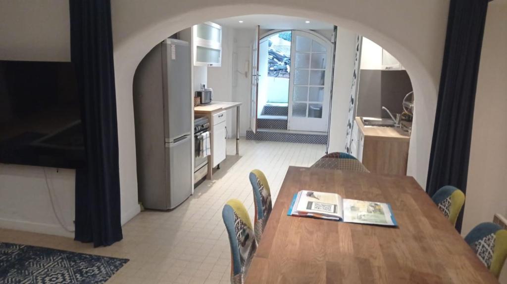 Charming and Modern Cave in the Heart of the Port photo 3