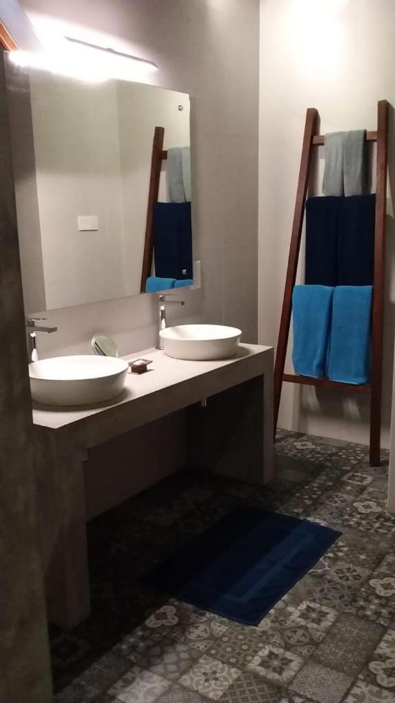 Rockside Cabanas Hotel photo 2