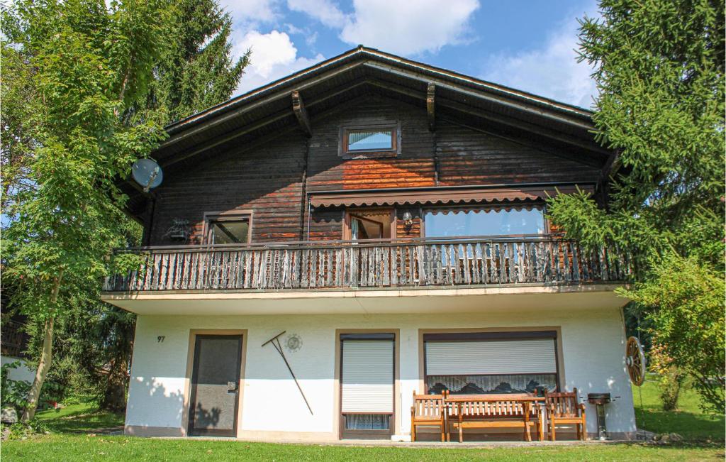 Nice Apartment In Arrach With 2 Bedrooms And Wifi