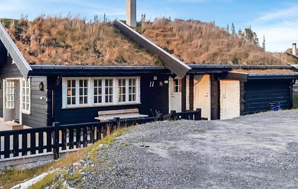 Beautiful Home In Rjukan With 3 Bedrooms, Sauna And Wifi photo 4