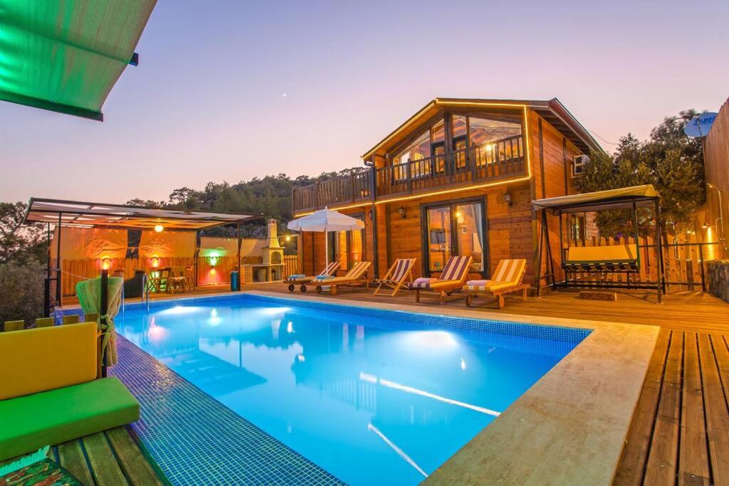 2 Bedroom Uninterrupted Sea View Villa With Private Pool in Kalkan