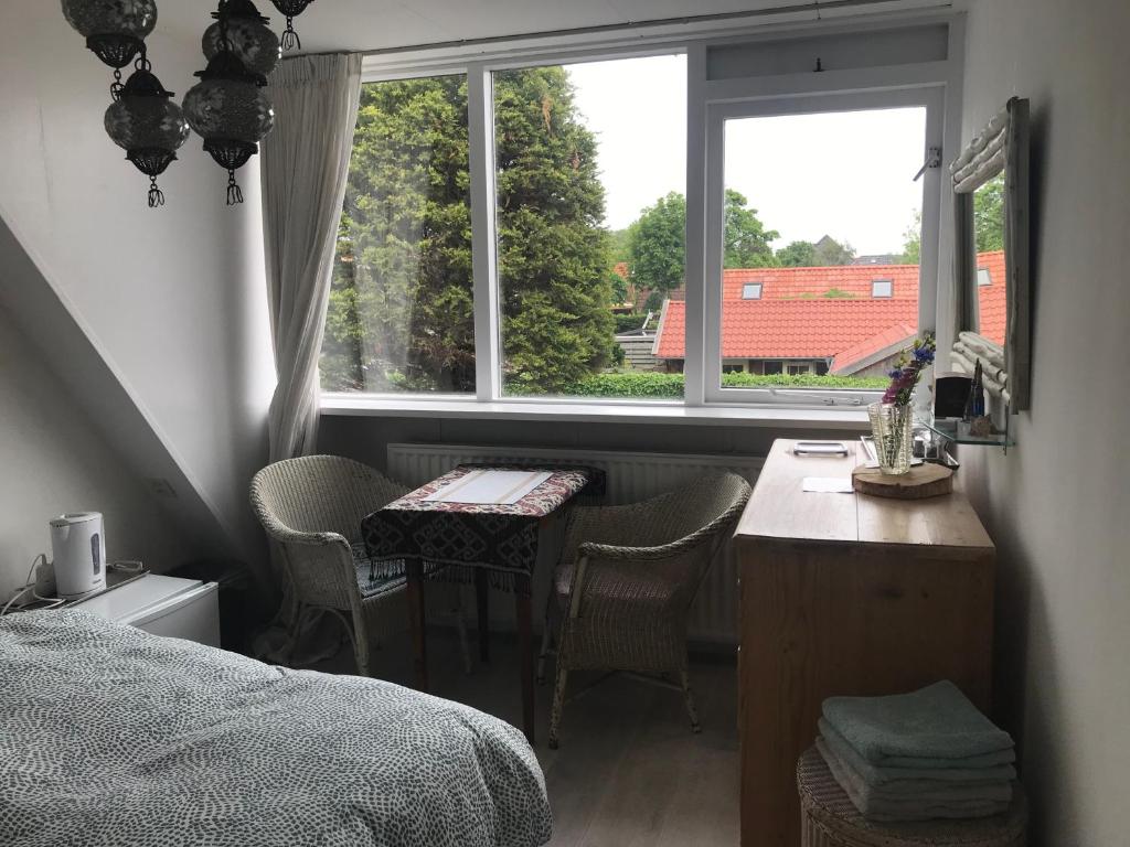 B&B Bij de Zee centre of Julianadorp 10 min from beaches photo 4