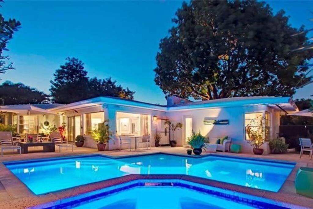*Victoria Park Pool Home- close to beach/Las Olas* image