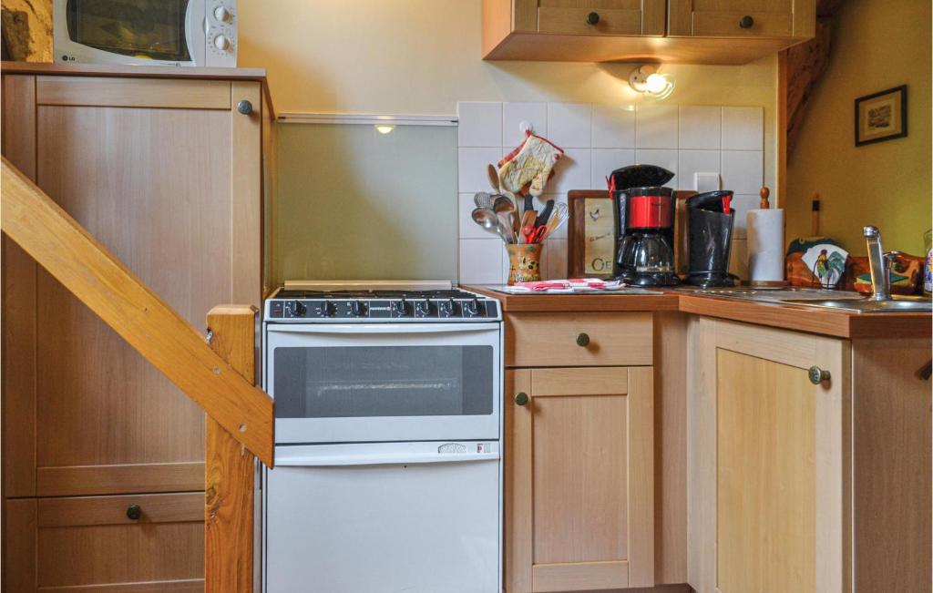 Amazing Home In Brantome With 1 Bedrooms, Wifi And Outdoor Swimming Pool photo 4