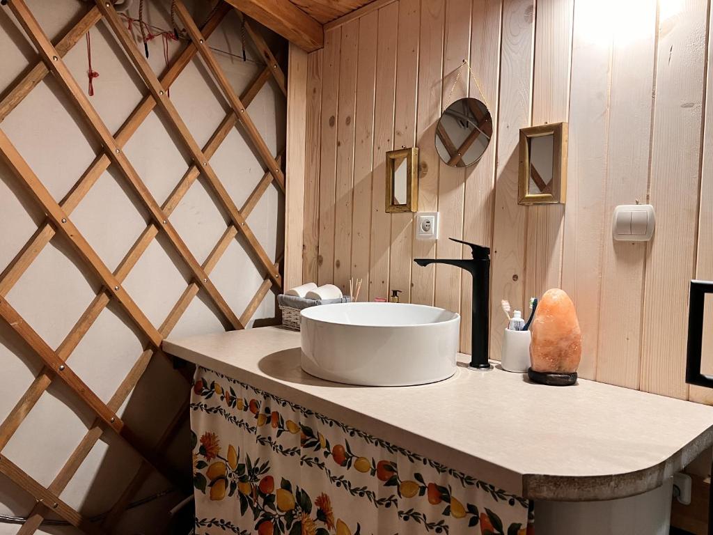 Dzikość Serca - Jurta z widokiem na Tatry photo 4