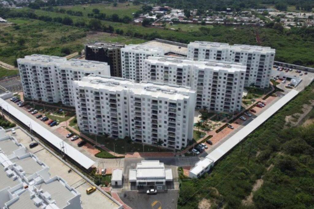 Apartamento vacacional en Girardot Cundinamarca - AQUALINA ORANGE piso 3 vista a la piscina photo 3